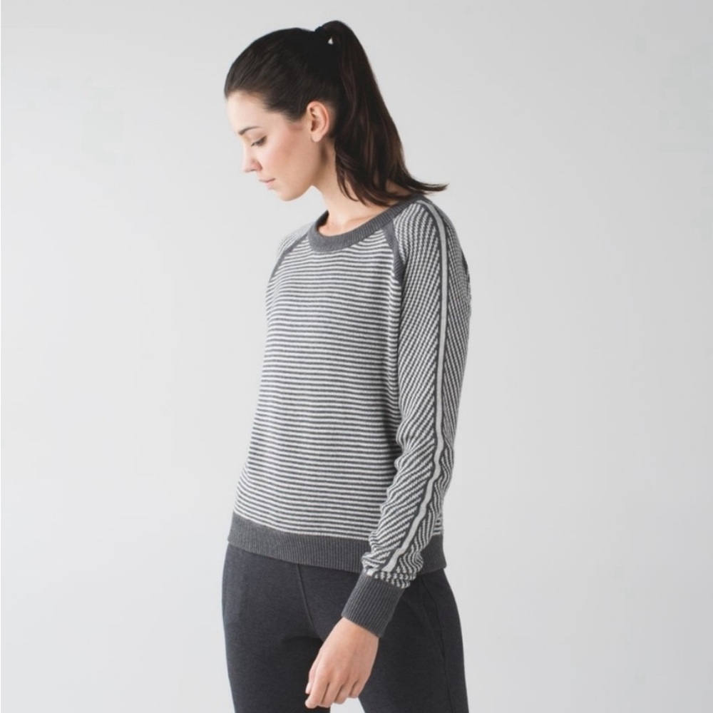 Lululemon Devi Crew in Heathered Grey